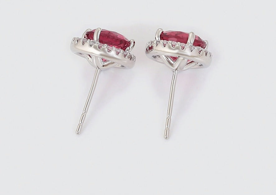 Ohrring Stecker Madlene aus Edelstahl mit rotem Stein