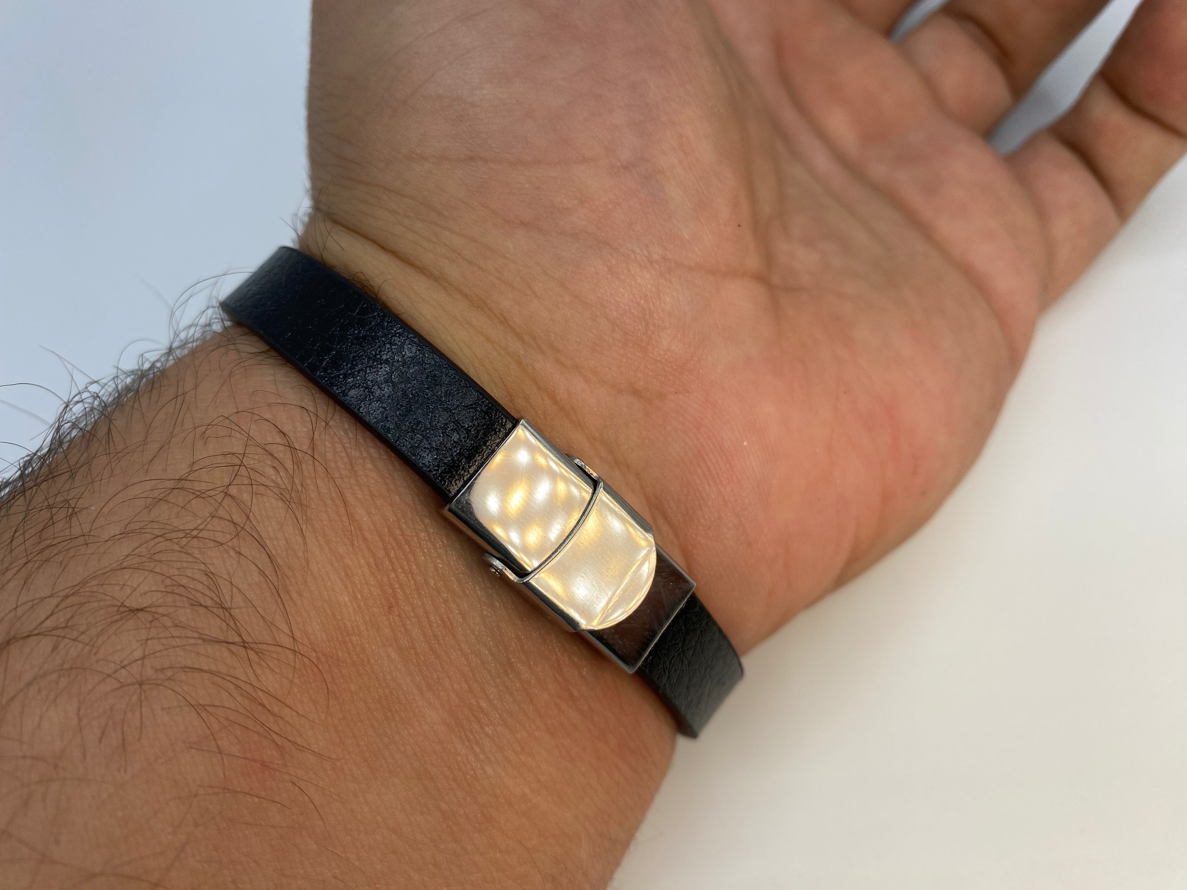 Echt-Leder-Armband Zick-Zack versilbert