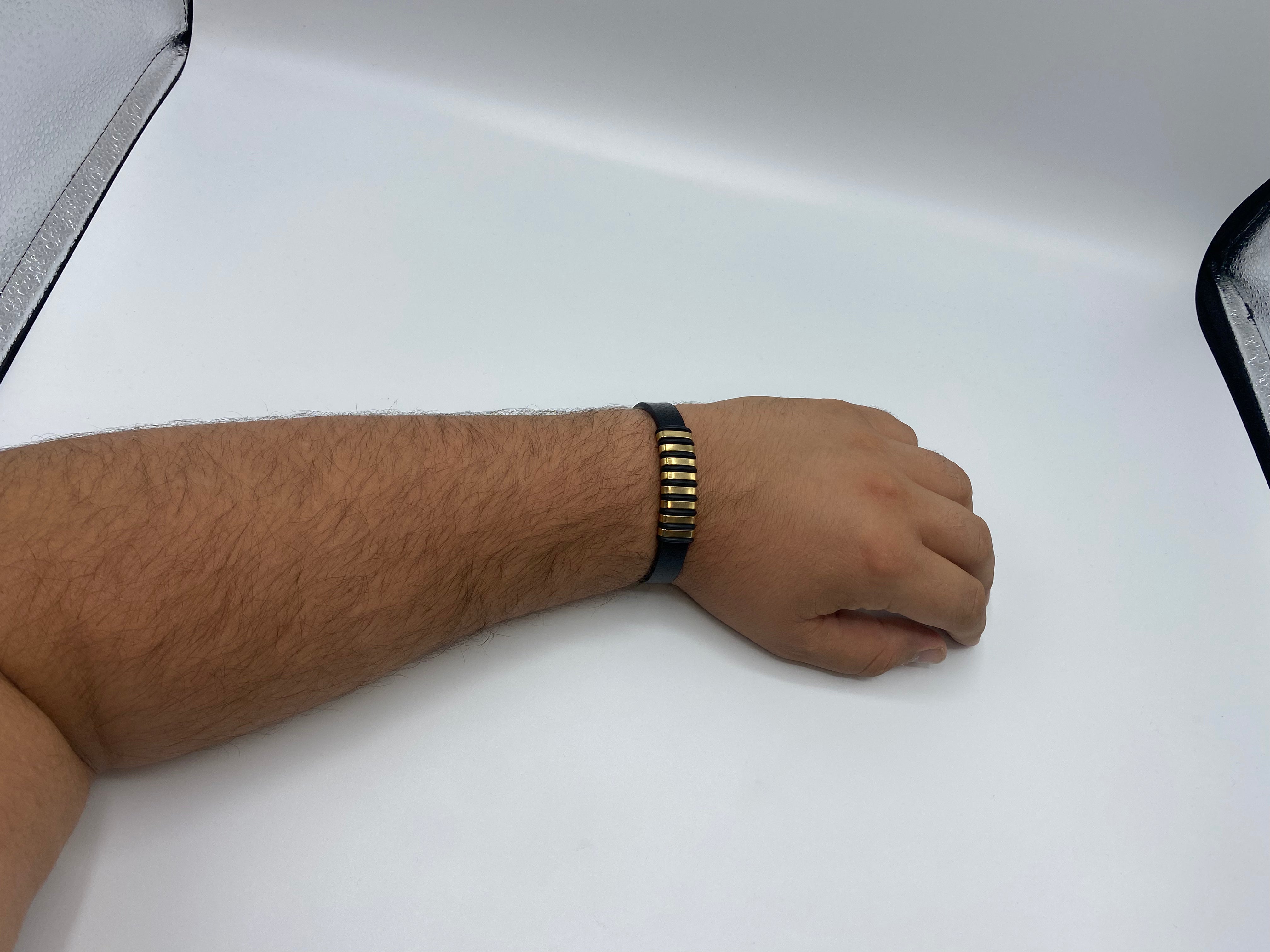 Echt-Leder-Armband gestreift vergoldet