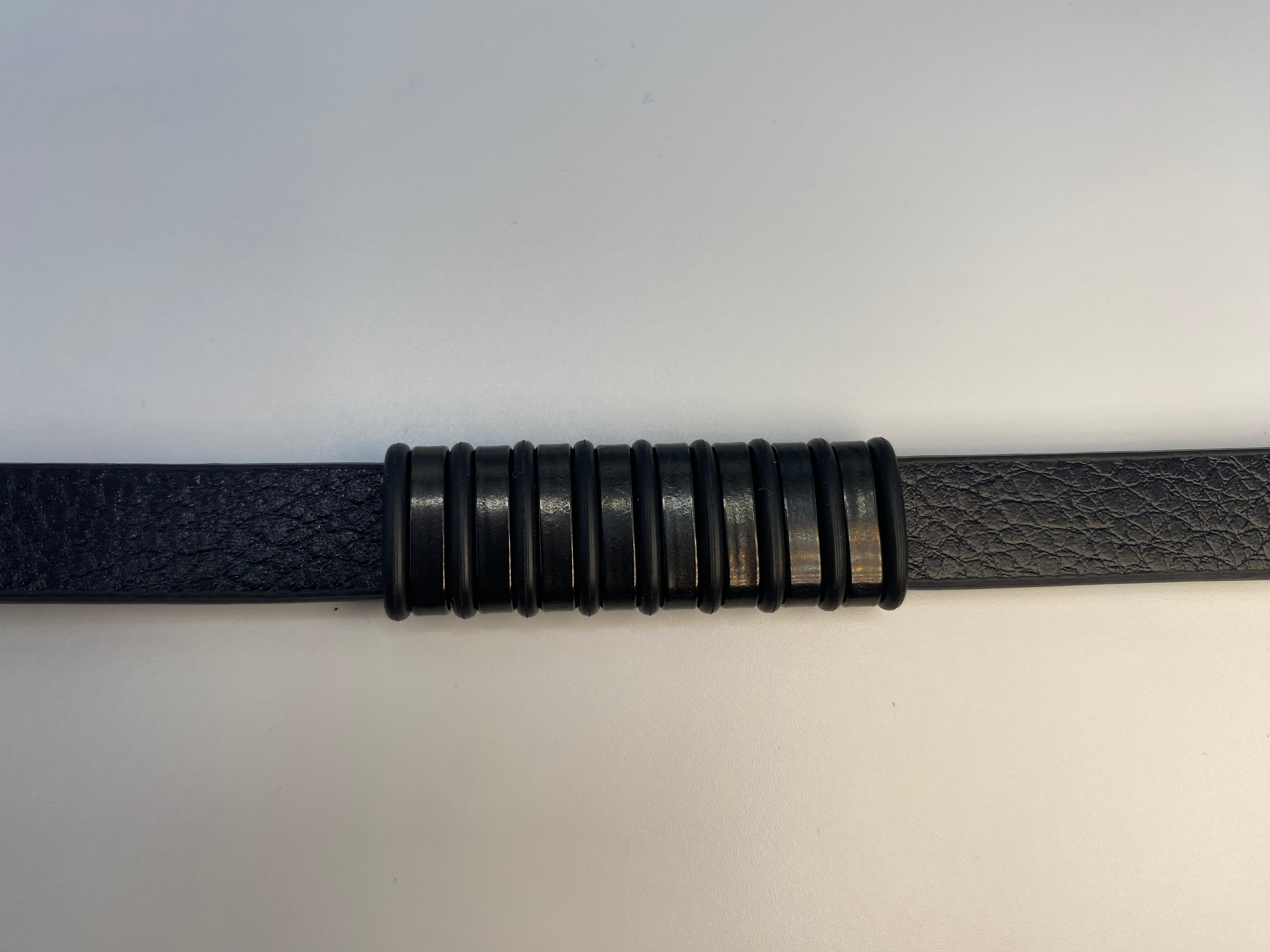 Echt-Leder-Armband gestreift schwarz